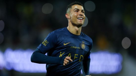 Craque português adquire 25% do clube e promete apoio para recuperação na segunda divisão espanhola - Foto: Getty Images