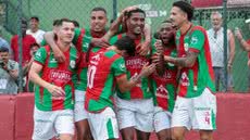 Com gols de Otávio e João Pedro, Portuguesa Santista mostra força no Campeonato Paulista da Série A3 - Foto: João Jardim / Agência Briosa