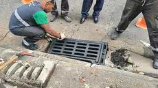 Iniciativa visa aumentar eficiência no escoamento e reduzir alagamentos - Imagem: Divulgação / Prefeitura de Santos