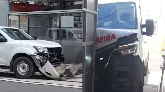 Um acidente entre uma ambulância e uma caminhonete no Centro de Santos causou danos à estrutura da parada Poupatempo do VLT, mas não houve vítimas - Foto: Reprodução