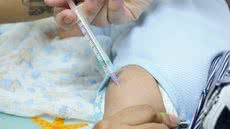 A aplicação do Nirsevimabe em Praia Grande visa proteger recém-nascidos e bebês prematuros contra complicações do VSR - Foto: Agência Saúde/ DF