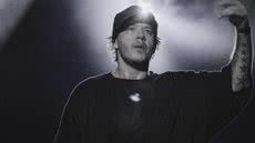 Chorão, o 'Marginal Alado', deixou um legado cultural que ainda inspira jovens e veteranos nas ruas e nas pistas de skate - Foto: Reprodução