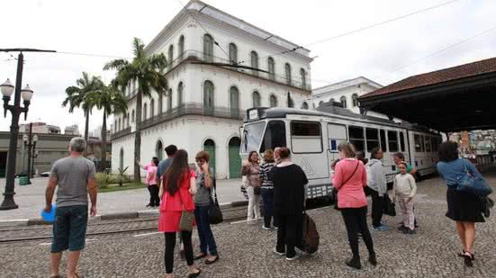 Setor turístico de Santos movimenta R$ 540 milhões em 2025, refletindo um crescimento significativo na economia local - Foto: Divulgação/ Prefeitura de Santos