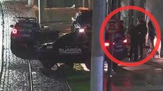 Um homem foi preso enquanto tentava roubar fiação pública no Centro Histórico - Imagem: Reprodução