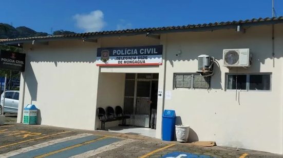 Suspeito foi preso em flagrante com drogas e dinheiro, complicando sua situação legal - Imagem: Reprodução