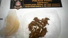Uma jovem foi detida ao confessar que escondia maconha em roupas íntimas para entregar ao irmão preso - Foto: Divulgação/ Polícia Penal SP