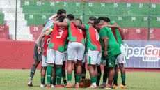 A Portuguesa Santista, líder da primeira fase, decide em casa contra o Paulista de Jundiaí nas quartas de final - Foto: João Jardim / Agência Briosa