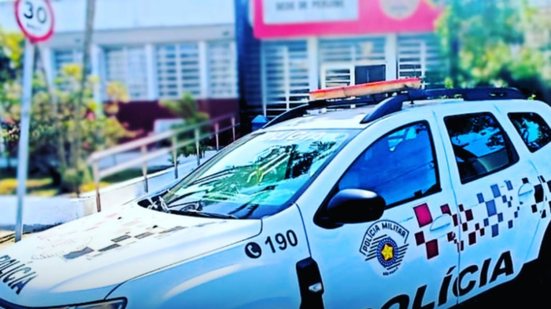 Operação da PM em Jardim Veneza resulta na prisão de homem por tráfico, com apoio da comunidade local - Foto: Divulgação/ 29° BPMI