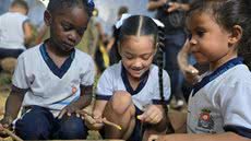 Novo espaço promove contato com a natureza e brincadeiras livres para crianças em Guarujá - Foto: Divulgação/ Prefeitura de Guarujá