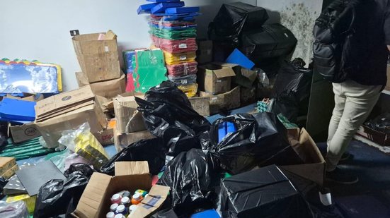 Tribunal de Contas expõe problemas graves na gestão de materiais escolares em cidades da Baixada Santista - Imagem: TCESP