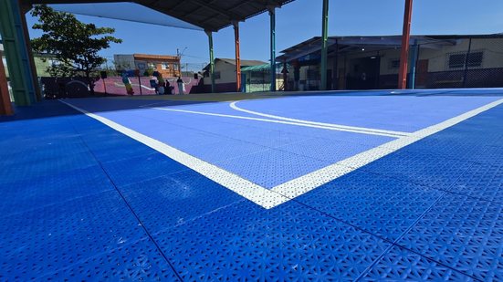 Prefeitura de Guarujá reforma quadras e melhora espaços para 1.791 alunos da rede pública, promovendo segurança e diversão - Foto: Divulgação/ Prefeitura de Guarujá