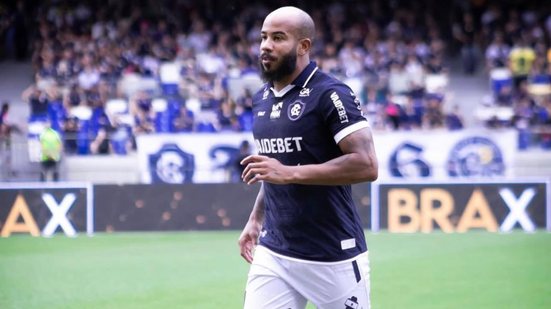 Os detalhes do negócio milionário que trouxe Patrick ao Santos - Foto: Lucas Velasco