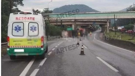 Caminhão-tanque tombou em Cubatão, mas não houve feridos - Imagem: Reprodução