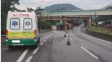 Caminhão-tanque tombou em Cubatão, mas não houve feridos - Imagem: Reprodução