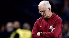 Dorival Júnior foi o mais recente a deixar seu cargo com um aproveitamento de quase 49% - Foto: Marcello Zambrana / AGIF