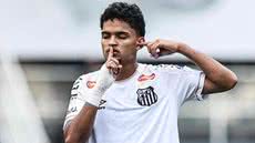 1 Pedro Assis e Mateus Xavier garantiram a vitória por 2 a 0 nesta quarta-feira - Foto: Reinaldo Campos / Santos FC