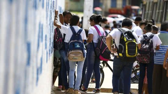 Prefeitura de Peruíbe implementa estratégias para evitar prejuízos pedagógicos após desastres naturais que afetaram a cidade - Foto: Divulgação/ Prefeitura de Guarujá