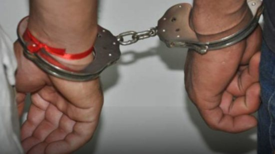 Durante patrulhamento no Guapurá e Jardim Magalhães, PM captura homens com mandados de prisão em aberto - Foto: Divulgação/ 29° BPMI