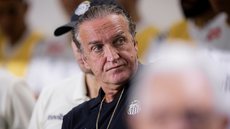 Cuca é expulso após reclamação intensa sobre gol anulado - Foto: Raul Baretta/ Santos FC