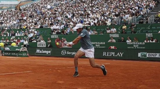 Brasileiro somou 200 pontos após chegar às quartas de final pela primeira vez em um Masters 1000 - Foto: Corinne Dubreuil / ATP / Rolex Monte Carlo Masters