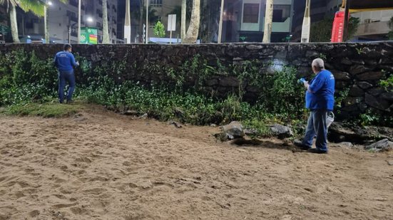 A Prefeitura de Guarujá realiza vistorias noturnas para controlar pragas urbanas, garantindo segurança a munícipes e turistas nas praias - Foto: Divulgação/ Prefeitura de Guarujá