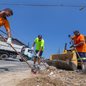 Equipes de limpeza retiram mais de 188 toneladas de lixo em 17 dias de trabalho intenso no bairro Real - Foto: Divulgação/ Prefeitura de Praia Grande