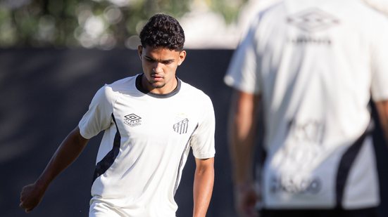 Treinador do Santos aposta em Mateus Xavier para reforçar o elenco - Foto: Raul Baretta/ Santos FC