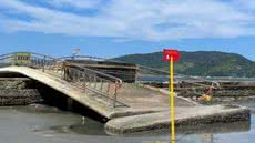 A interdição da passarela no Canal 5 em Santos visa melhorias na infraestrutura e acessibilidade, com previsão de 40 dias de fechamento - Foto: Divulgação/ Prefeitura de Santos