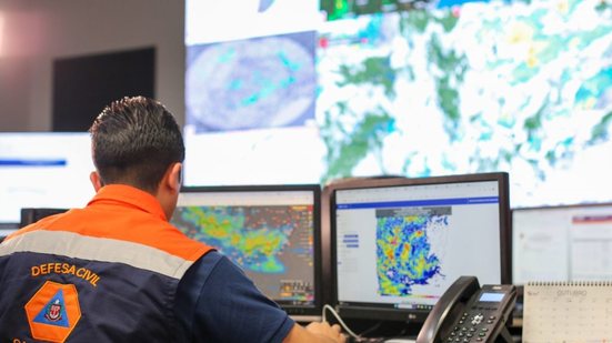 Após calor intenso, São Paulo se prepara para chuvas e instabilidade climática a partir de hoje, com alerta da Defesa Civil - Foto: Divulgação/ Agência SP