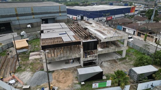 A nova unidade escolar terá 1.500 m², dois pavimentos climatizados e capacidade para atender mais de 120 crianças em período integral - Foto: Divulgação/ Prefeitura de Santos