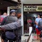 Força Tática do 29º BPM/I prendeu dois foragidos em Itanhaém, reforçando o combate à criminalidade na região - Foto: Divulgação/ 29° BPMI