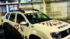 Indivíduo foi abordado em atitude suspeita e identificado como foragido com mandado de prisão por tráfico de drogas - Foto: Divulgação/ 29° BPMI