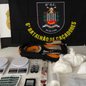 Equipes da Força Tática realizam apreensão significativa de entorpecentes na Zona Noroeste de Santos, destacando a eficácia do patrulhamento - Foto: Divulgação/ 6° BPMI