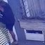 Câmera flagra invasão e furto em comércio no bairro Aparecida - Imagem: Reprodução