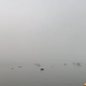 Nevoeiros esparsos podem reduzir visibilidade a menos de um quilômetro, afetando pescadores e navegantes em alto mar - Foto: Reprodução
