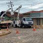 Colisões com a infraestrutura elétrica geram complexas operações de reparo e riscos de eletrocussão para a população - Foto: Divulgação/ CPFL
