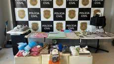 Agentes apreendem maconha, cocaína e haxixe em operação que desmantela esquema de tráfico organizado - Foto: Divulgação/ Polícia Civil