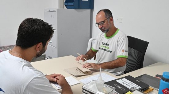 Santos inaugura sede para combate à tuberculose e projeta cura de 80% até 2029
