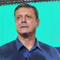 Após a cirurgia, o prefeito de Santos segue internado e em repouso, com biópsia a caminho para definir próximos passos do tratamento - Foto: Reprodução