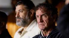 Técnico Cuca destaca a necessidade de reforços para melhorar o desempenho do Santos nas competições - Foto: Raul Baretta / Santos FC
