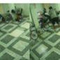 Imagens de monitoramento foram entregues à Polícia Civil para ajudar na identificação do autor dos crimes - Imagem: Reprodução