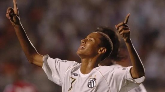 Neymar representou o Santos na Copinha em 2008 - Foto: Ivan Storti