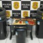 Investigação de um mês culmina em prisões de dois homens e apreensão de mercadorias roubadas e arsenal - Foto: Divulgação/ Polícia Civil