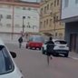 Roubo a pedestre mobiliza buscas da Guarda Civil Municipal em Praia Grande - Imagem: Reprodução
