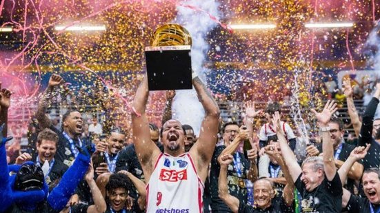 Com vitória sobre o Pinheiros, Sesi Franca se torna pentacampeão do NBB - Imagem: Divulgação