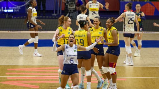 Brasil bate rivais europeias por 3 a 2 e mantém 100% de aproveitamento na VNL 2026 - Foto: Patricy Albuquerque / CBV