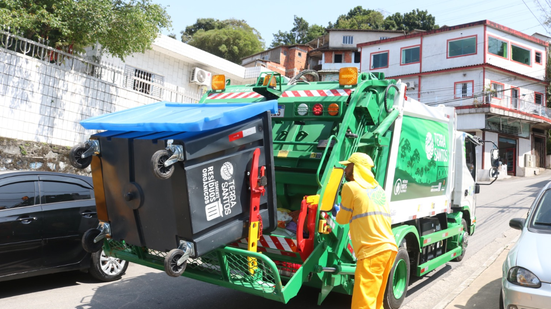 Moradores devem preparar materiais recicláveis e utilizar o aplicativo para acompanhar a coleta em tempo real e otimizar o descarte - Imagem: Divulgação / Prefeitura de Santos