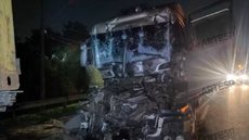 Engavetamento entre quatro carretas deixa motorista grave na Interligação Anchieta-Imigrantes - Imagem: Divulgação