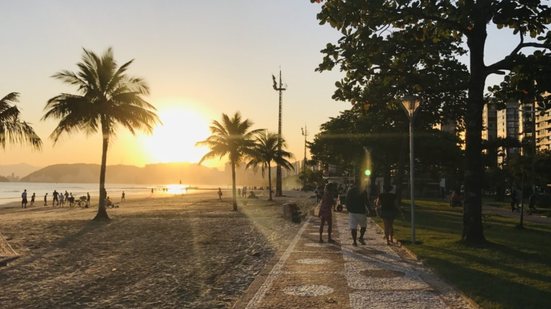Moradores e turistas devem se preparar para temperaturas elevadas em junho, com máximas chegando a 31 ºC e mínimas entre 14 ºC e 17 ºC - Foto: Reprodução