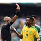 Wilton Pereira Sampaio tenta falar em inglês no alto-falante e gera cena inusitada - Foto: Yuri Cortez / AFP